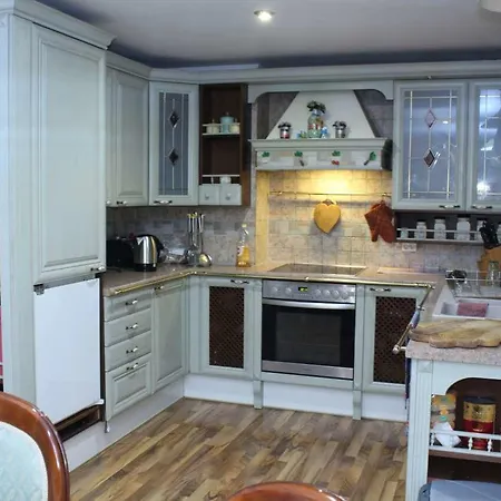 777 Bed and Breakfast