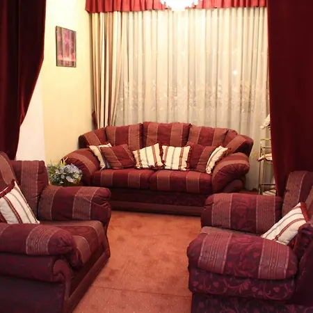 777 Bed and Breakfast