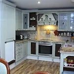 777 Bed & Breakfast